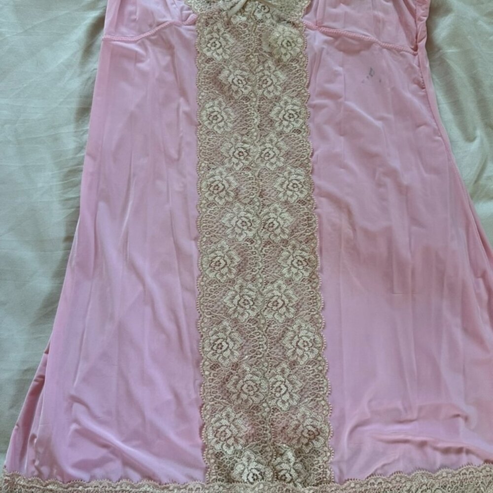 Frederick’s of Hollywood Pink Lace Panel Chemise Teddy Size Small